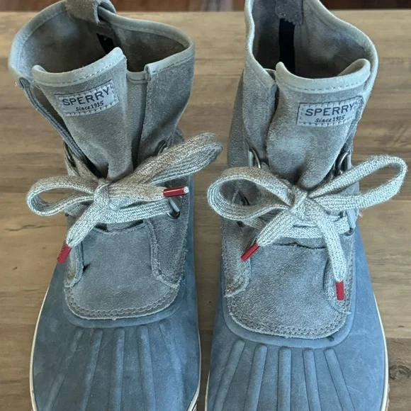 (Like New) Sperry Duck Boot Slouch Suede Booties, Grey Blue, Size 8 fits like 9 - Picture 3 of 5